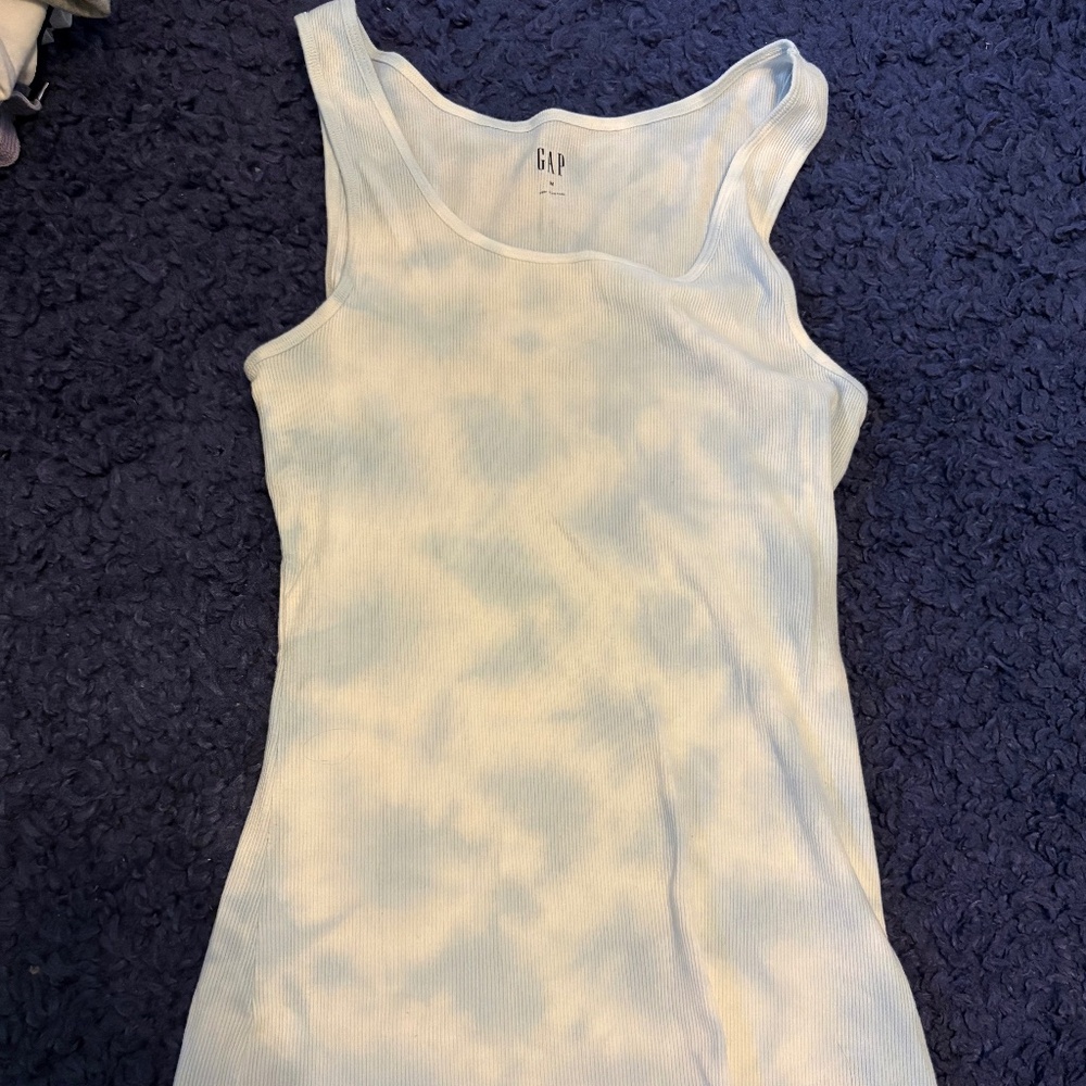 Gap tank top